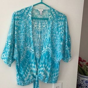 NWOT Chico 54%linen top, tie front turquoise
